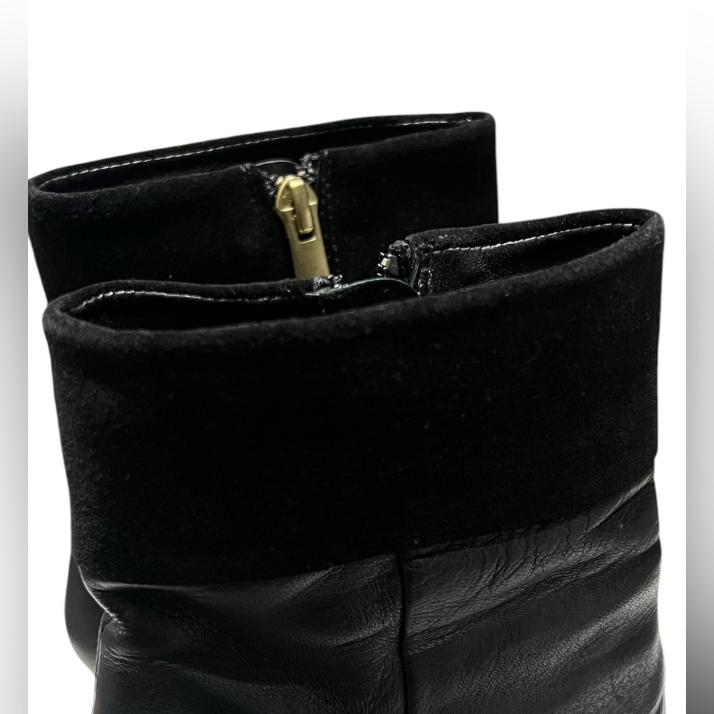 Elegant Black Leather Ankle Boots - Picture 8 of 10